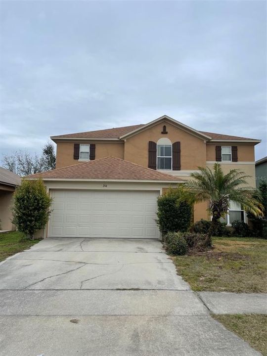 Recently Sold: $330,000 (4 beds, 2 baths, 2411 Square Feet)