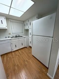 Recently Rented: $1,100 (1 beds, 1 baths, 806 Square Feet)