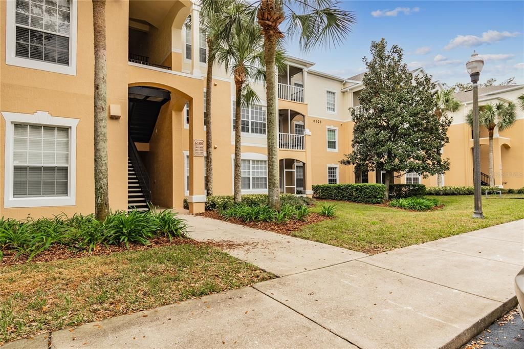 Recently Sold: $220,000 (3 beds, 2 baths, 1408 Square Feet)