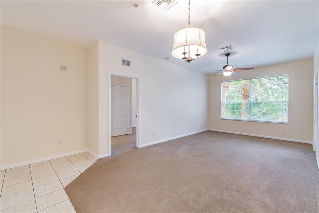 Recently Sold: $220,000 (3 beds, 2 baths, 1408 Square Feet)