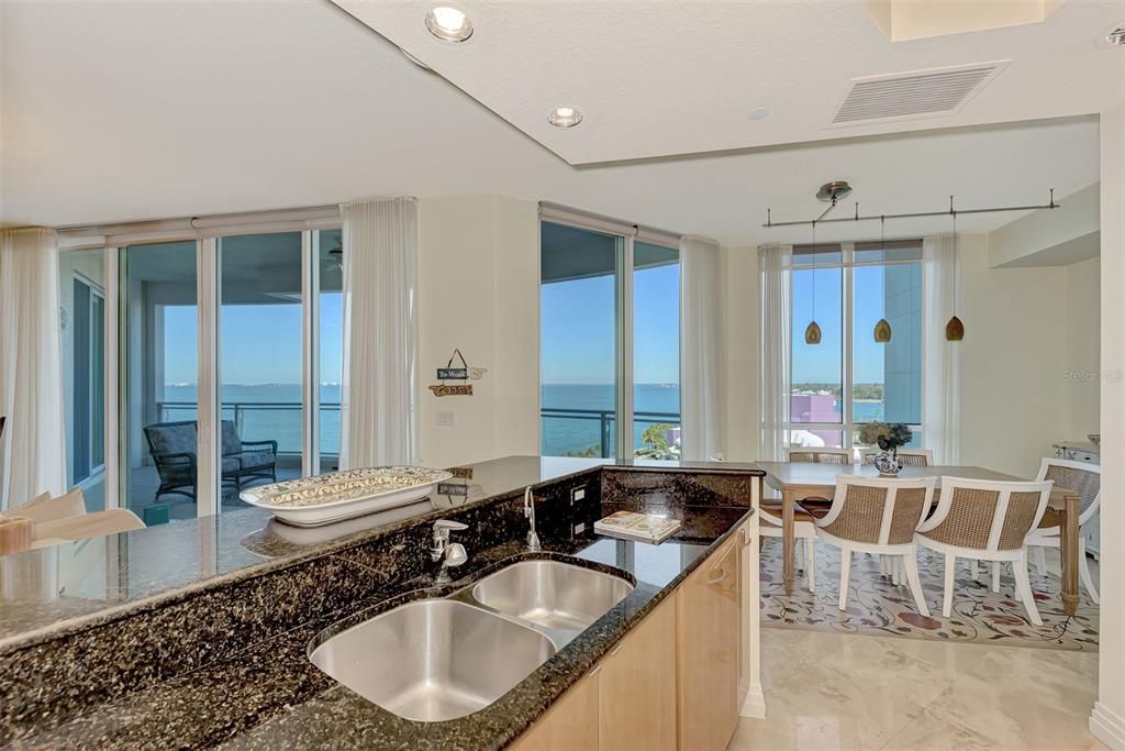 Recently Sold: $1,695,000 (2 beds, 2 baths, 2335 Square Feet)