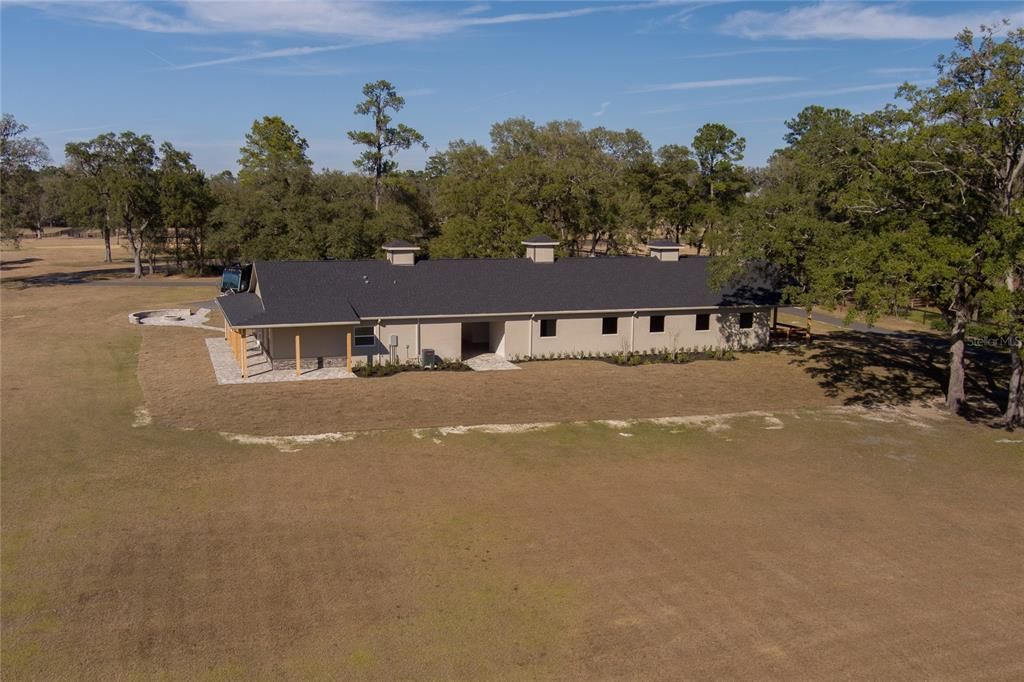 Recently Sold: $4,295,000 (4 beds, 2 baths, 3142 Square Feet)