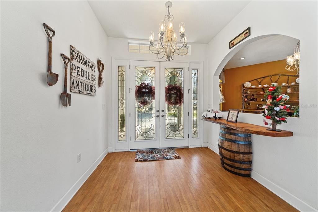 Recently Sold: $485,000 (3 beds, 2 baths, 2221 Square Feet)