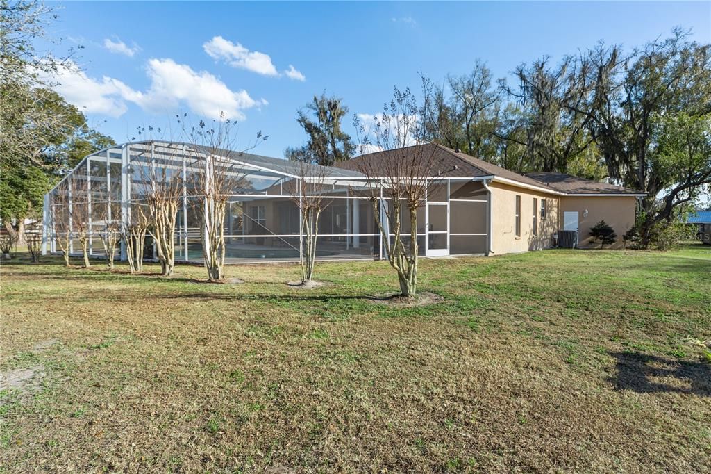 Recently Sold: $485,000 (3 beds, 2 baths, 2221 Square Feet)