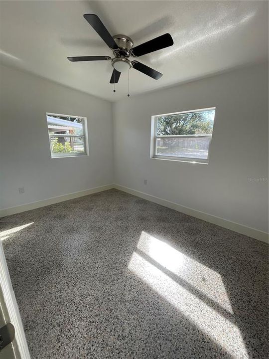 Active With Contract: $2,400 (3 beds, 2 baths, 1494 Square Feet)