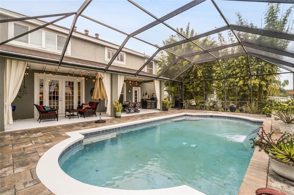 Recently Sold: $1,200,000 (6 beds, 3 baths, 3604 Square Feet)
