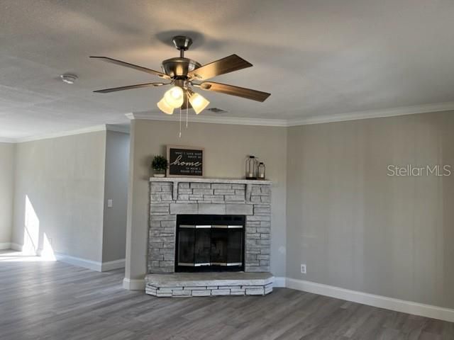 Recently Sold: $249,000 (3 beds, 2 baths, 1800 Square Feet)