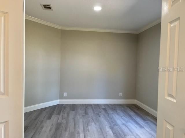 Recently Sold: $249,000 (3 beds, 2 baths, 1800 Square Feet)