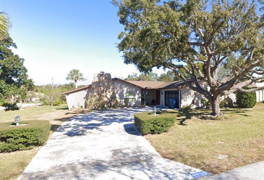 Recently Sold: $304,000 (3 beds, 2 baths, 1991 Square Feet)