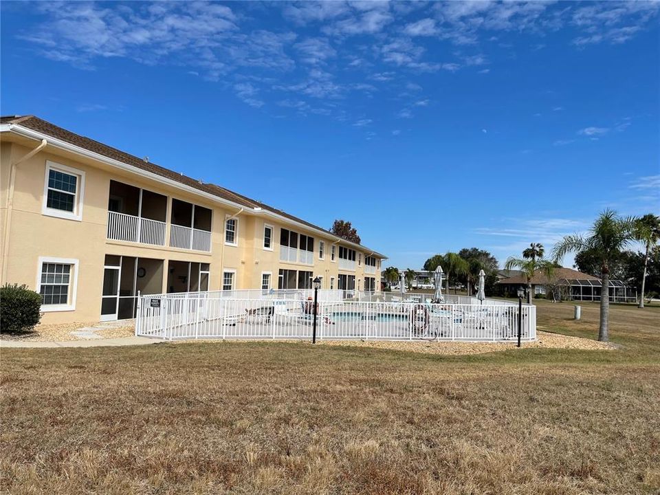 Recently Sold: $218,000 (2 beds, 2 baths, 1291 Square Feet)