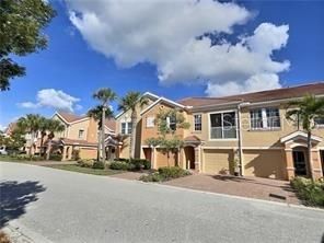 Recently Sold: $277,000 (2 beds, 2 baths, 1356 Square Feet)
