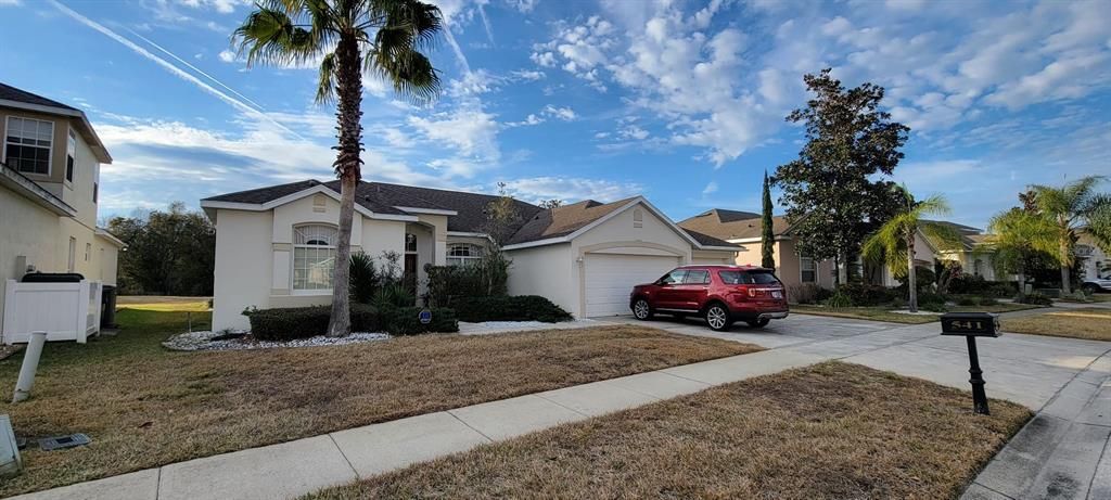 Recently Sold: $475,000 (4 beds, 3 baths, 2148 Square Feet)