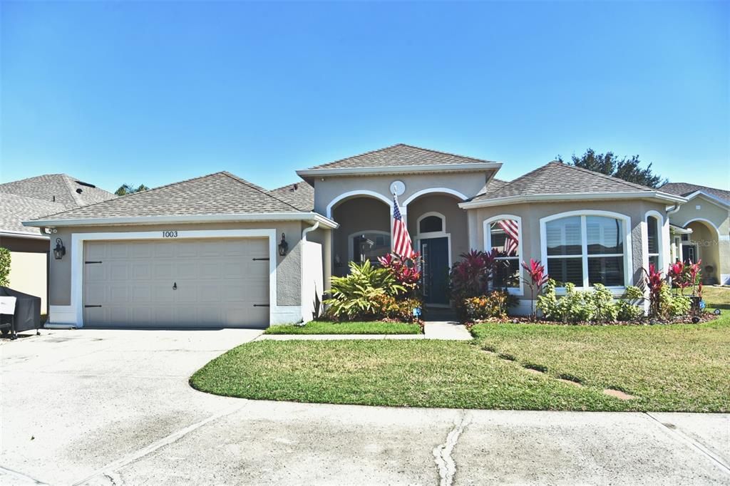 Recently Sold: $410,000 (4 beds, 3 baths, 2366 Square Feet)