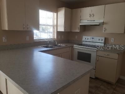 Recently Rented: $1,045 (2 beds, 2 baths, 1062 Square Feet)