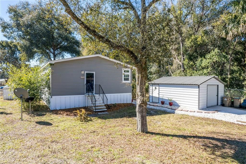 Recently Sold: $179,000 (2 beds, 2 baths, 1120 Square Feet)