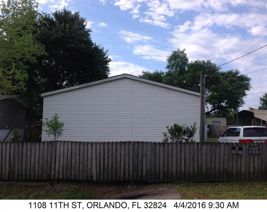 Recently Sold: $125,000 (3 beds, 2 baths, 1836 Square Feet)