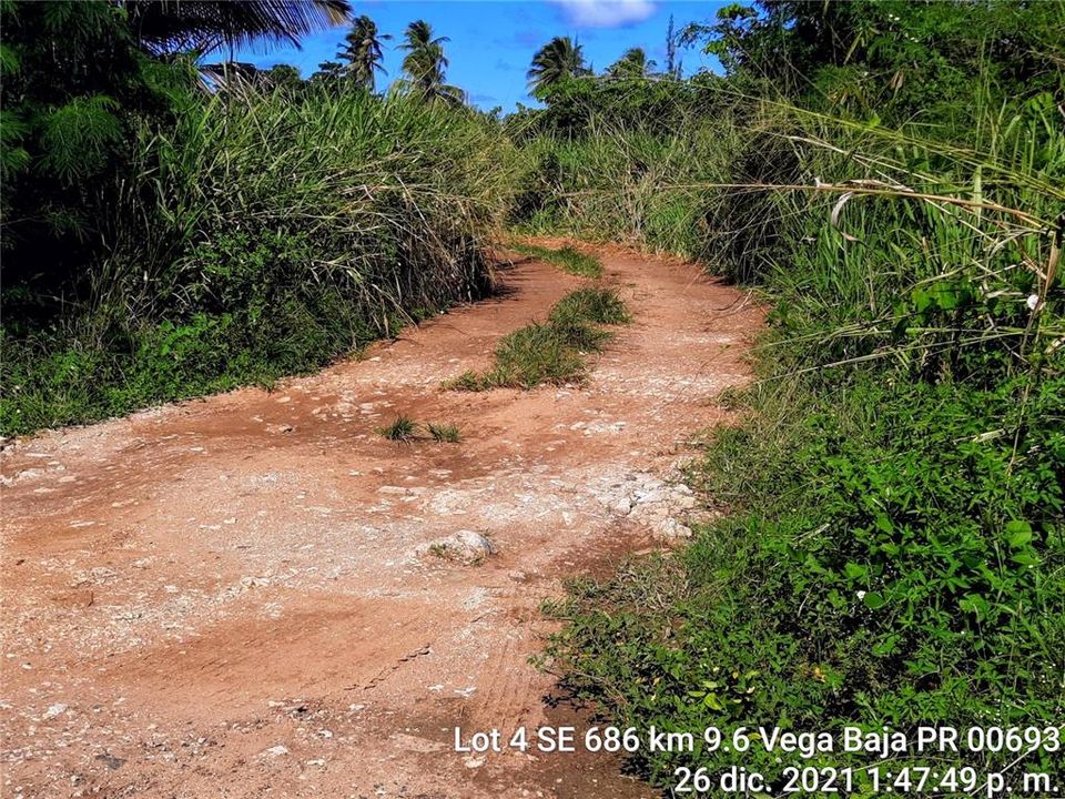 Vendido Recientemente: $50,000 (0.25 acres)