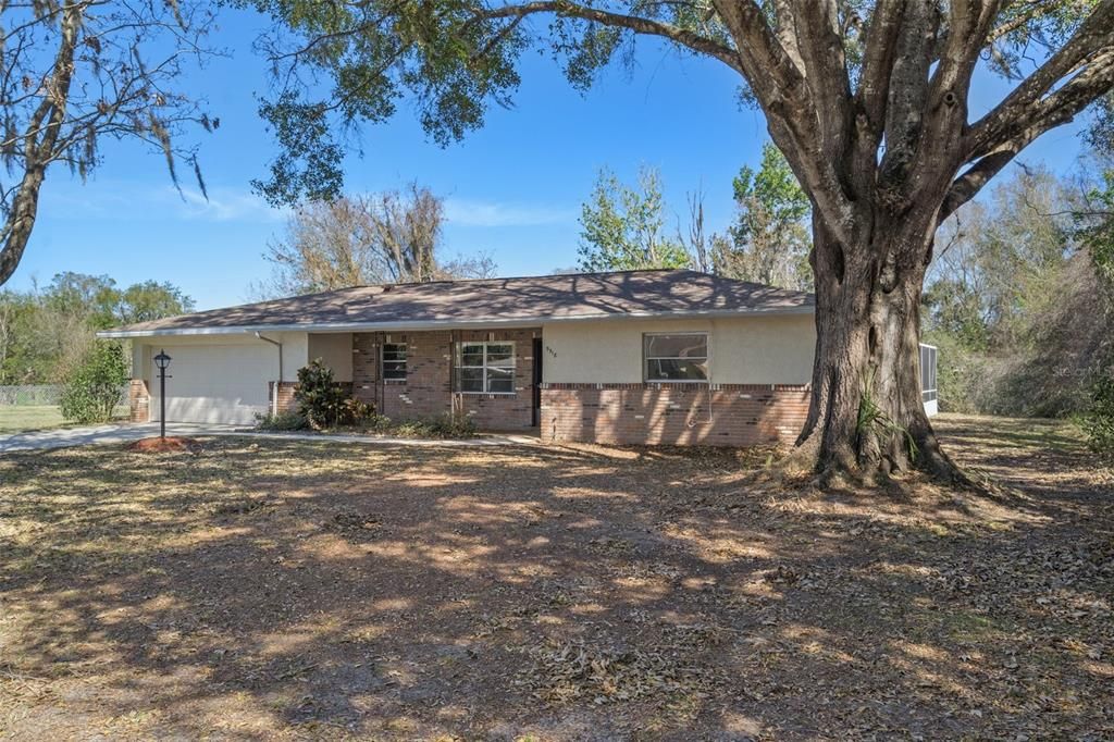 Recently Sold: $235,000 (3 beds, 2 baths, 1300 Square Feet)