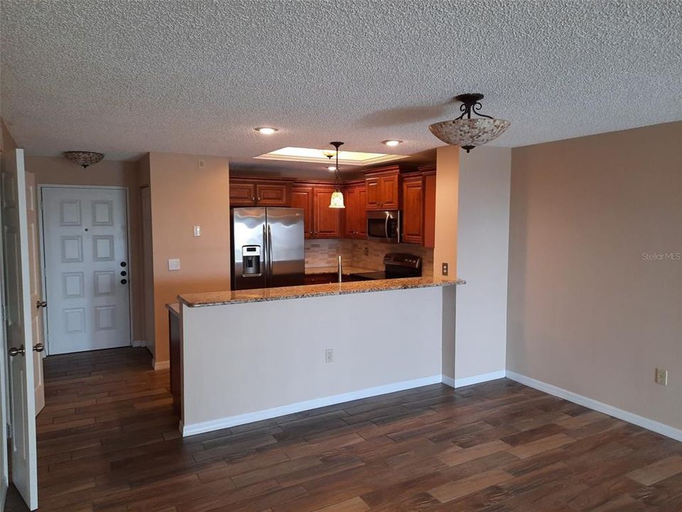 Recently Sold: $312,500 (2 beds, 2 baths, 1152 Square Feet)