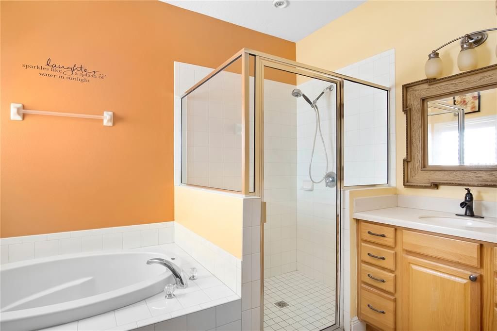 Recently Sold: $383,500 (2 beds, 2 baths, 1892 Square Feet)
