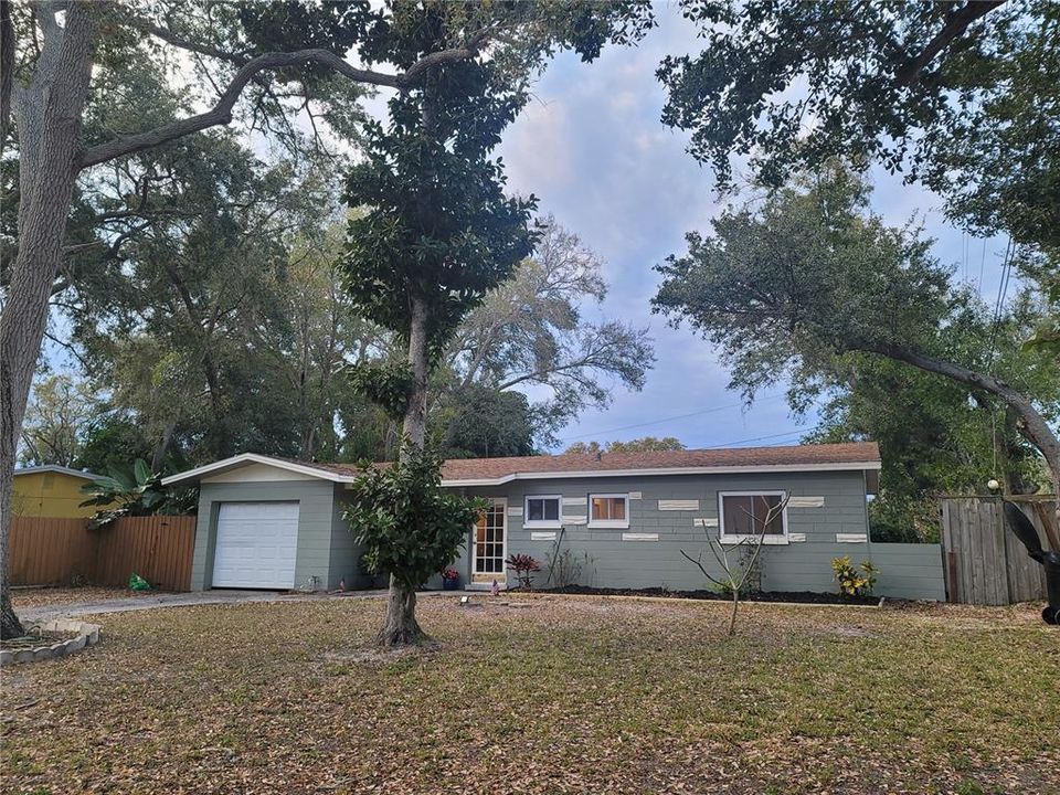 Front of the 3 bedroom, 2 bath, 1 car garage