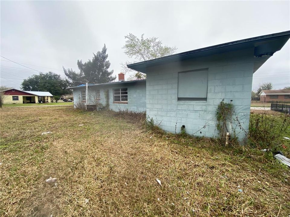 Recently Sold: $49,900 (3 beds, 1 baths, 1392 Square Feet)