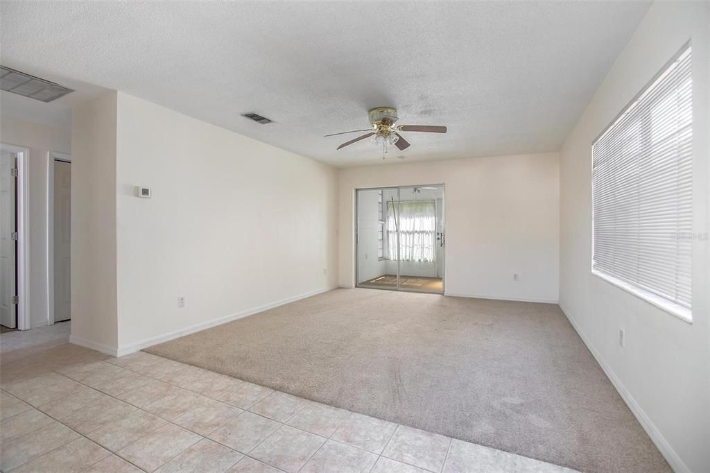 Recently Sold: $139,900 (2 beds, 2 baths, 1027 Square Feet)