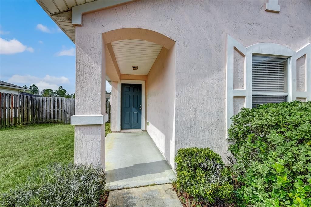 Recently Sold: $225,000 (3 beds, 2 baths, 1596 Square Feet)