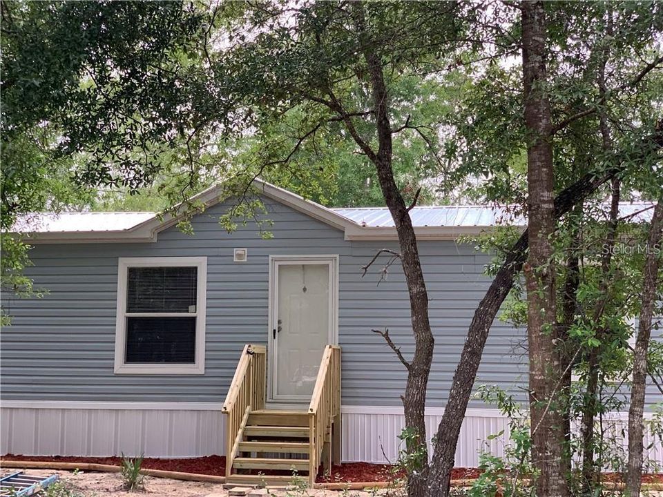 Recently Rented: $1,399 (3 beds, 2 baths, 1400 Square Feet)