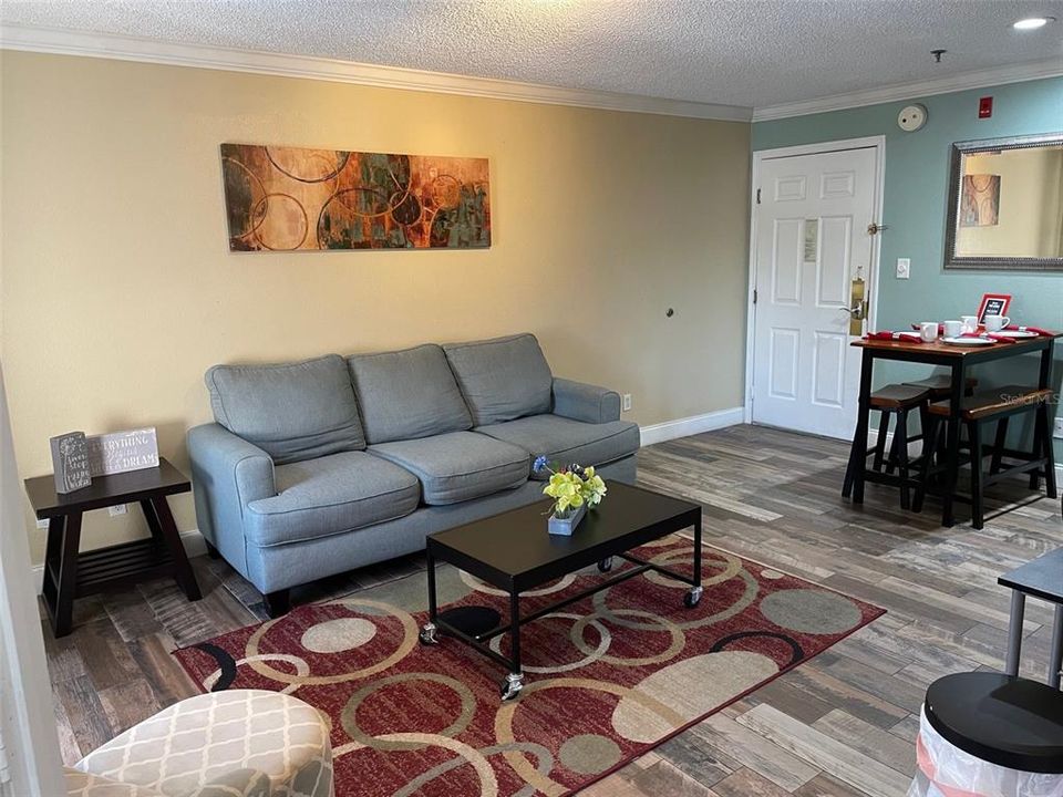Recently Sold: $179,000 (1 beds, 1 baths, 492 Square Feet)