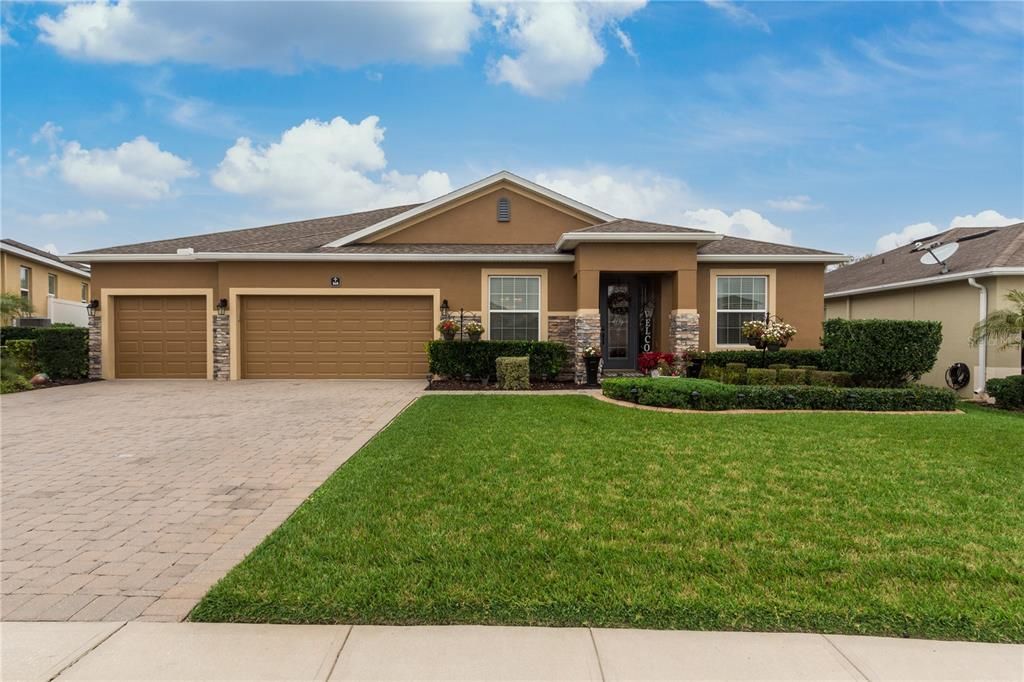Recently Sold: $497,500 (4 beds, 3 baths, 3045 Square Feet)