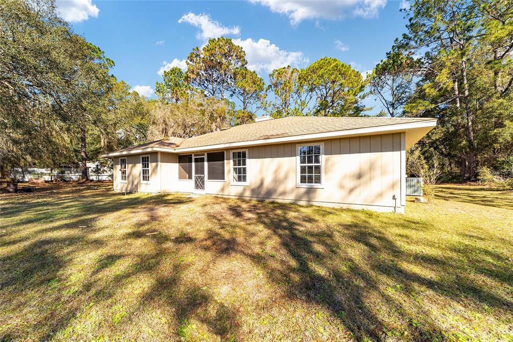 Recently Sold: $369,000 (3 beds, 2 baths, 2155 Square Feet)