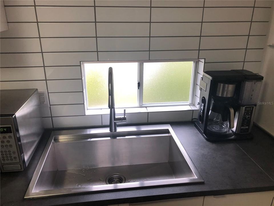 Vendido Recientemente: $150,000 (2 camas, 2 baños, 672 Pies cuadrados)