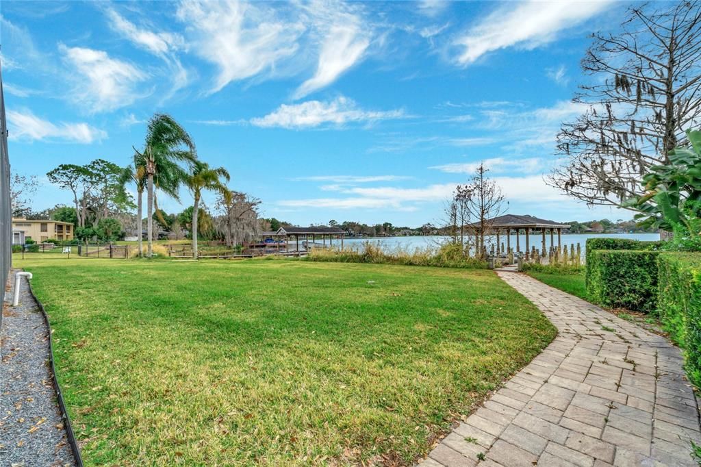 Recently Sold: $1,950,000 (4 beds, 4 baths, 3958 Square Feet)