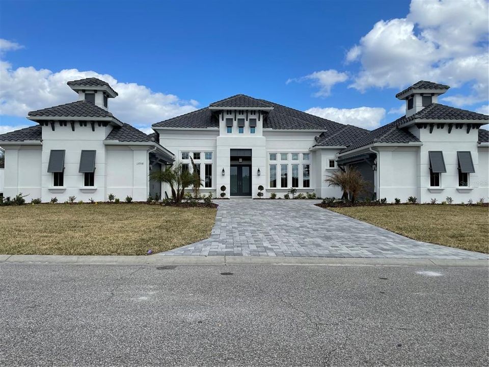 Recently Sold: $1,001,290 (4 beds, 4 baths, 3832 Square Feet)