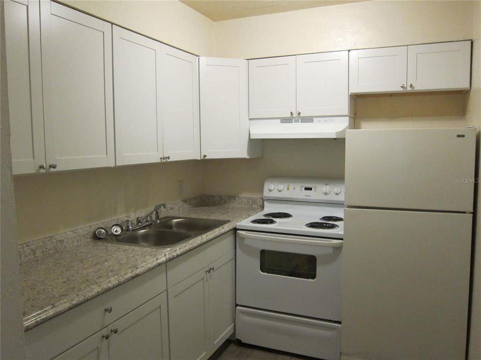 Recently Rented: $625 (1 beds, 1 baths, 600 Square Feet)