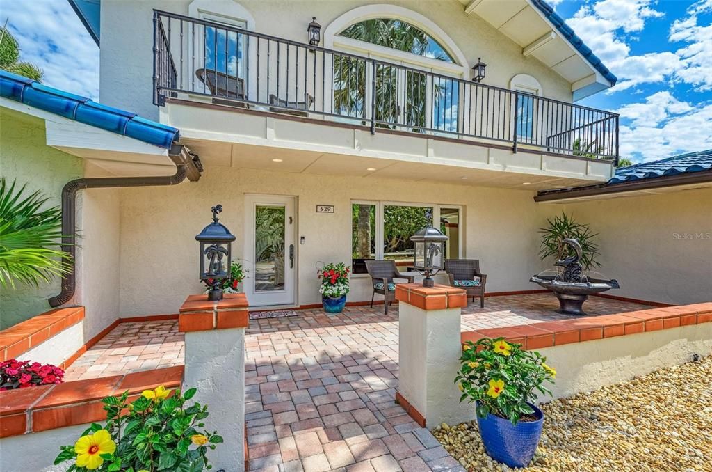 Recently Sold: $9,800,000 (3 beds, 3 baths, 3197 Square Feet)