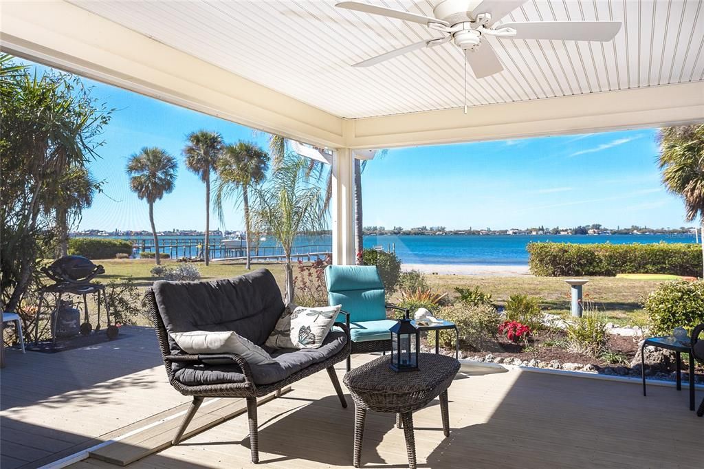 Recently Sold: $1,180,000 (3 beds, 3 baths, 2088 Square Feet)