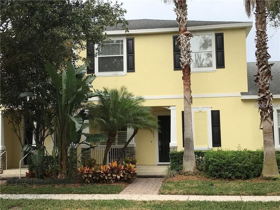 Recently Sold: $365,000 (3 beds, 2 baths, 1641 Square Feet)