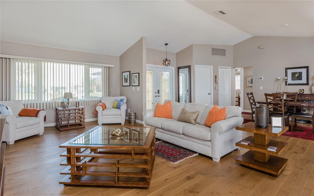 Recently Sold: $672,300 (3 beds, 2 baths, 1582 Square Feet)