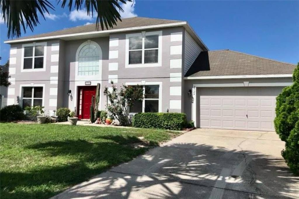 Recently Sold: $385,000 (4 beds, 2 baths, 2368 Square Feet)