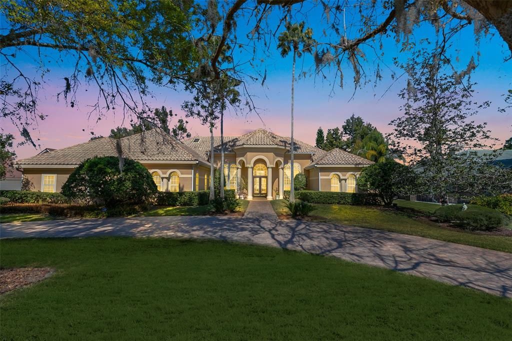 Recently Sold: $1,899,900 (4 beds, 5 baths, 5694 Square Feet)