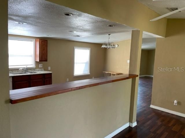 Recently Sold: $199,900 (3 beds, 2 baths, 1344 Square Feet)