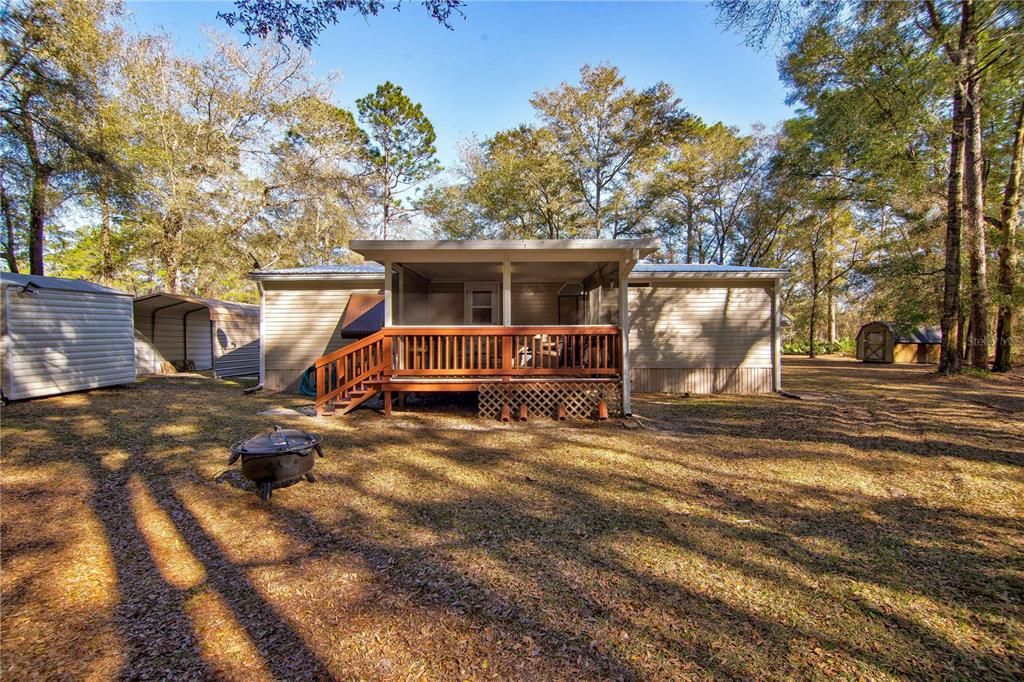Recently Sold: $165,000 (3 beds, 2 baths, 1188 Square Feet)