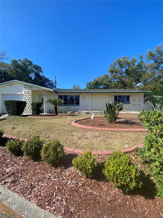 Recently Sold: $229,900 (2 beds, 2 baths, 1235 Square Feet)