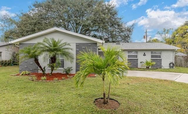 Recently Sold: $264,900 (4 beds, 2 baths, 1641 Square Feet)