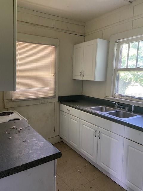 Recently Sold: $57,000 (2 beds, 1 baths, 1294 Square Feet)