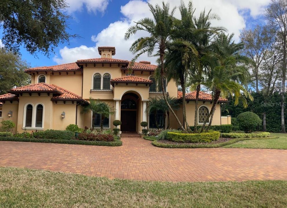 Recently Sold: $2,700,000 (4 beds, 4 baths, 5519 Square Feet)