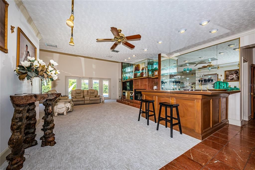 Recently Sold: $999,000 (5 beds, 5 baths, 6351 Square Feet)