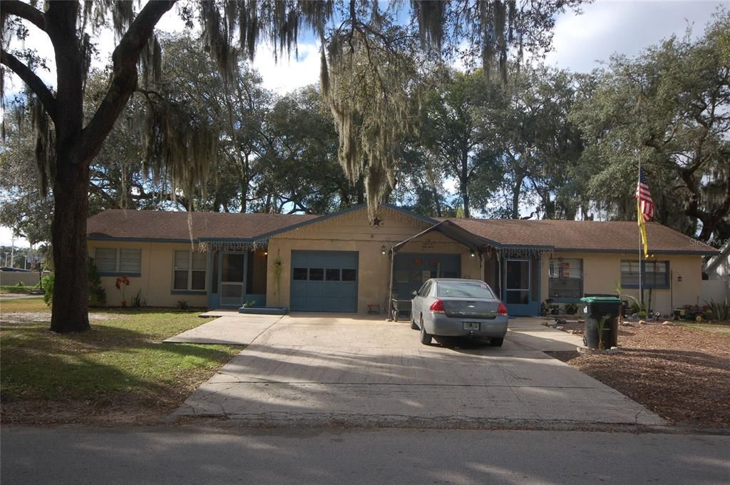 Recently Sold: $349,900 (0 beds, 0 baths, 2082 Square Feet)